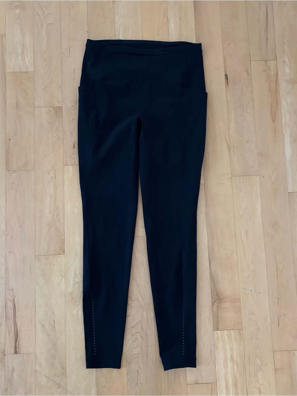 Lululemon sz 8 Swift Speed high rise tights 28” black NWOT condition